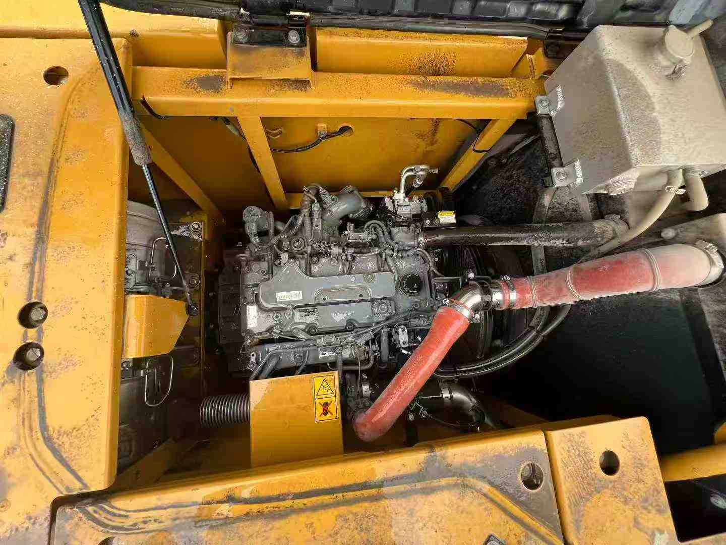 Used Sany SY125C Excavator 2023 Model / 4