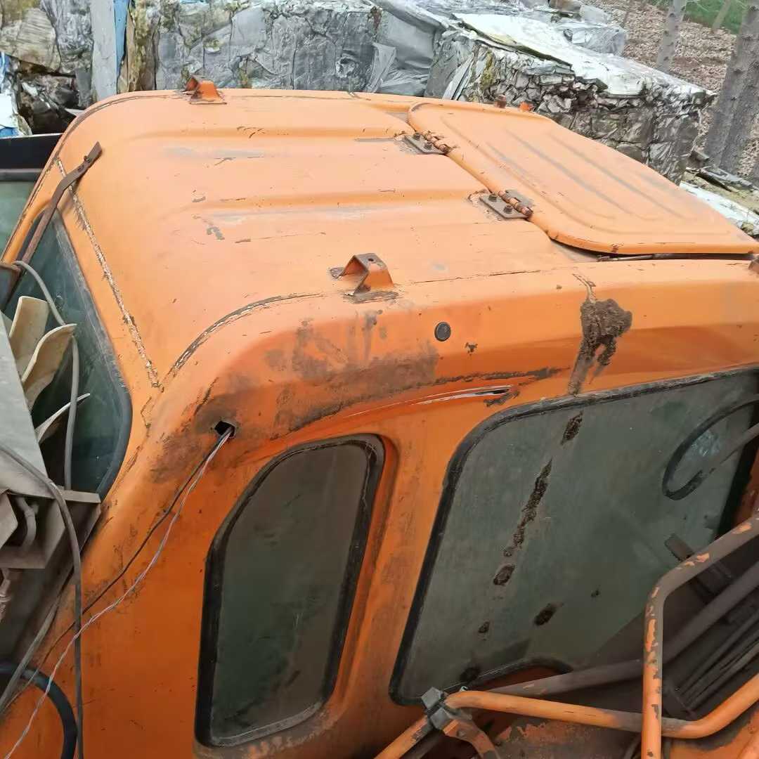 Used Doosan DH150-7 Excavator 2010 Model / 4