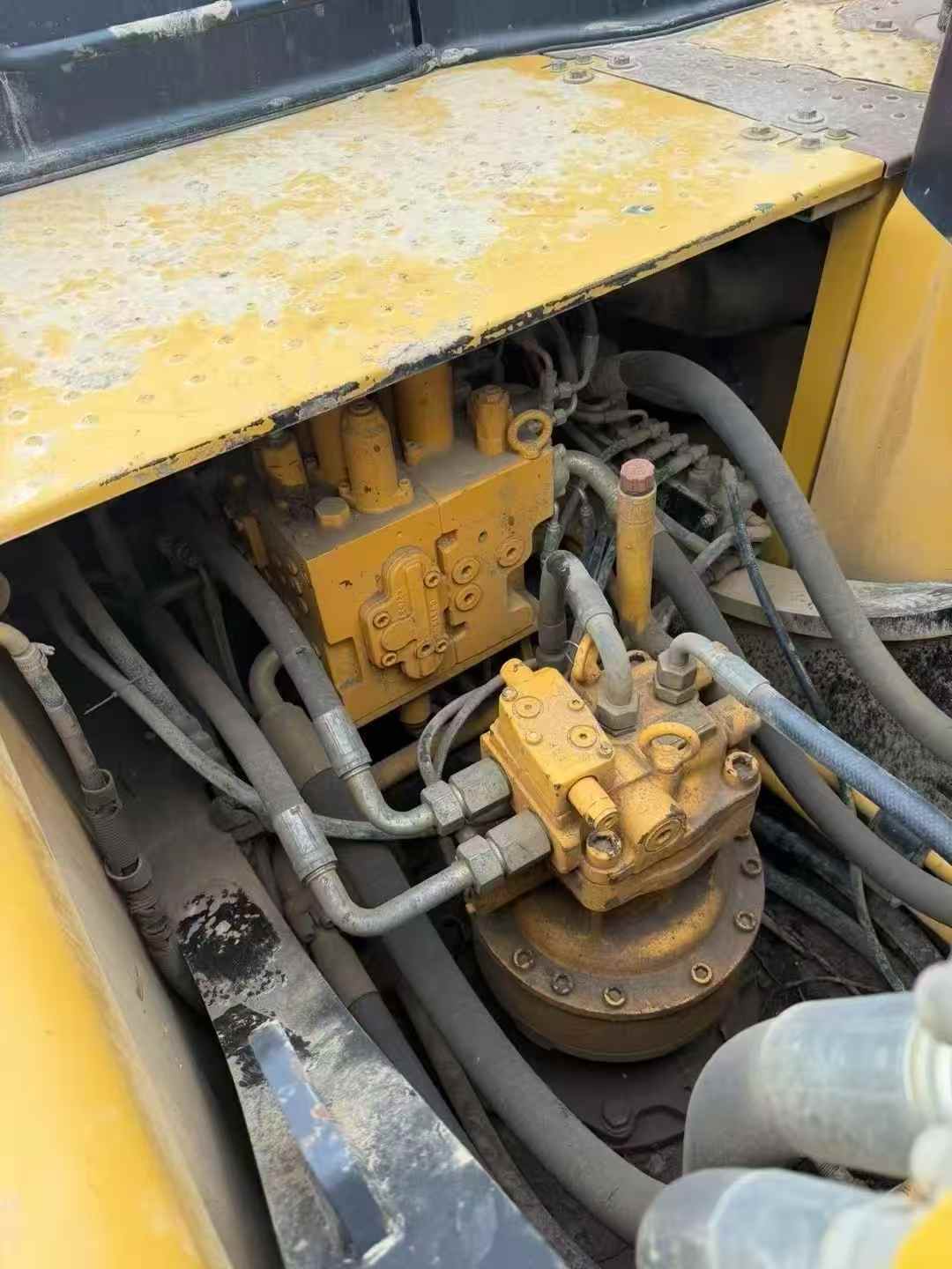 Used Sany SY215C Excavator 2018 Model / 6