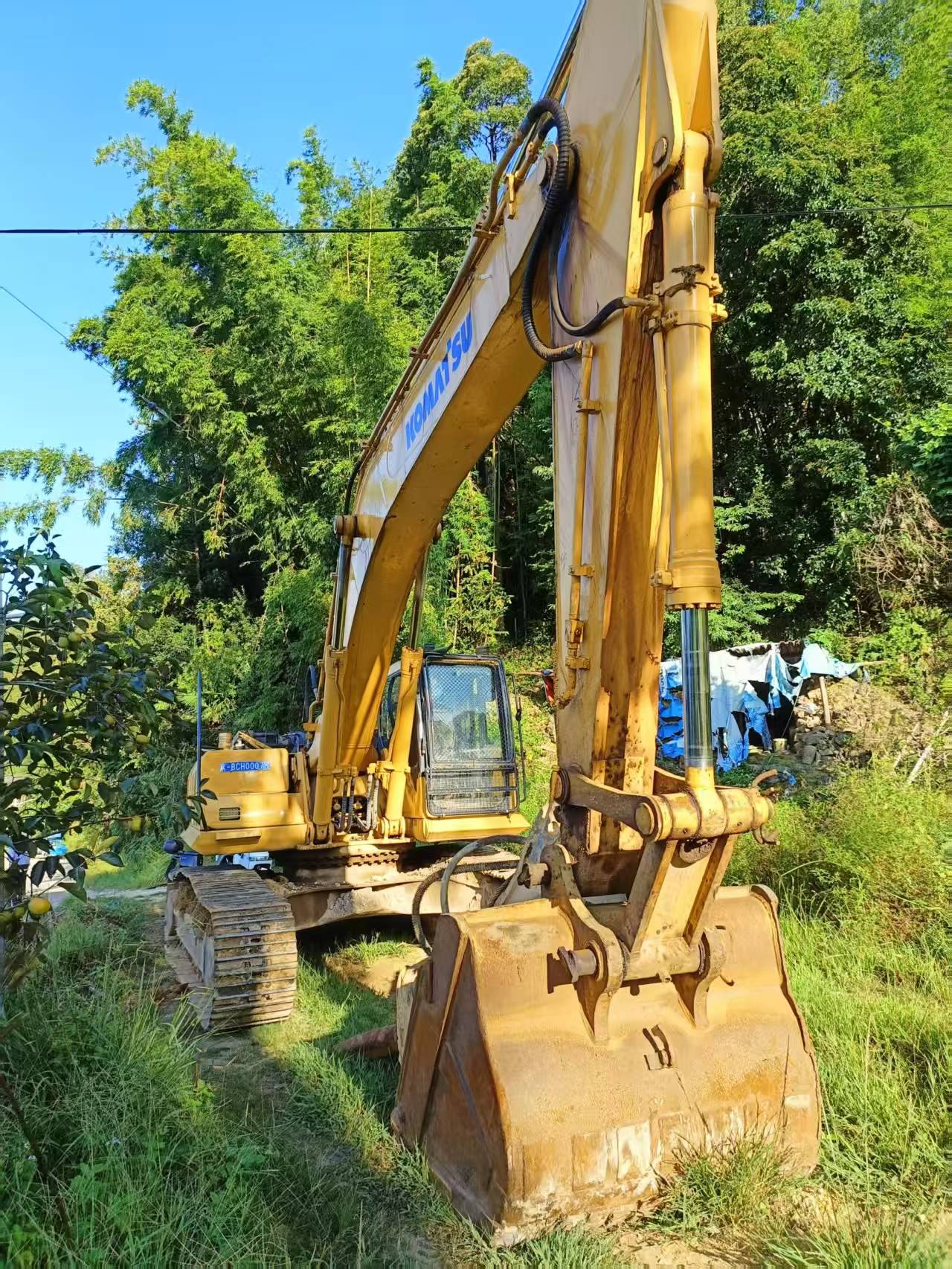 Used Komatsu PC360-7 Excavator 2016 Model / 3