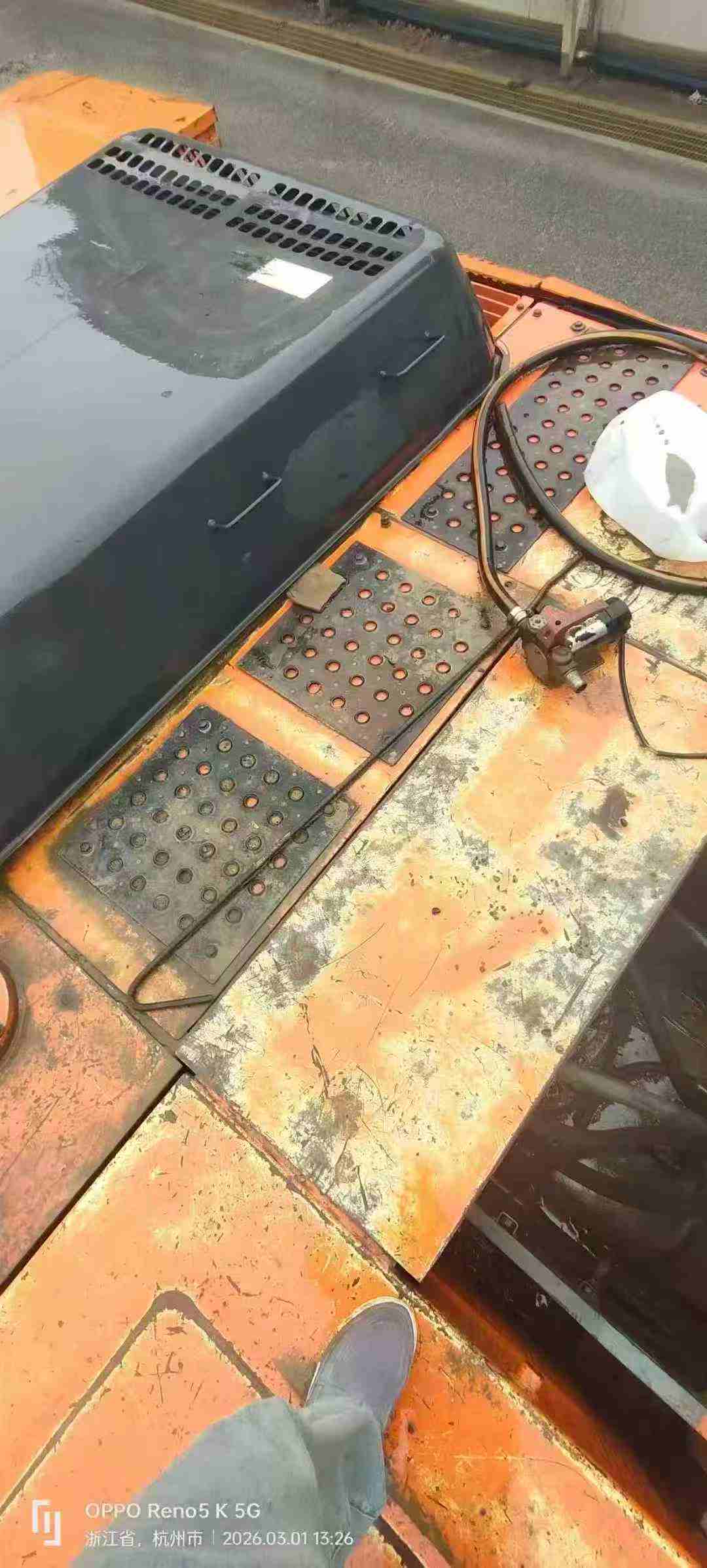 Used Hitachi ZX330-6 Excavator 2016 Model / 3