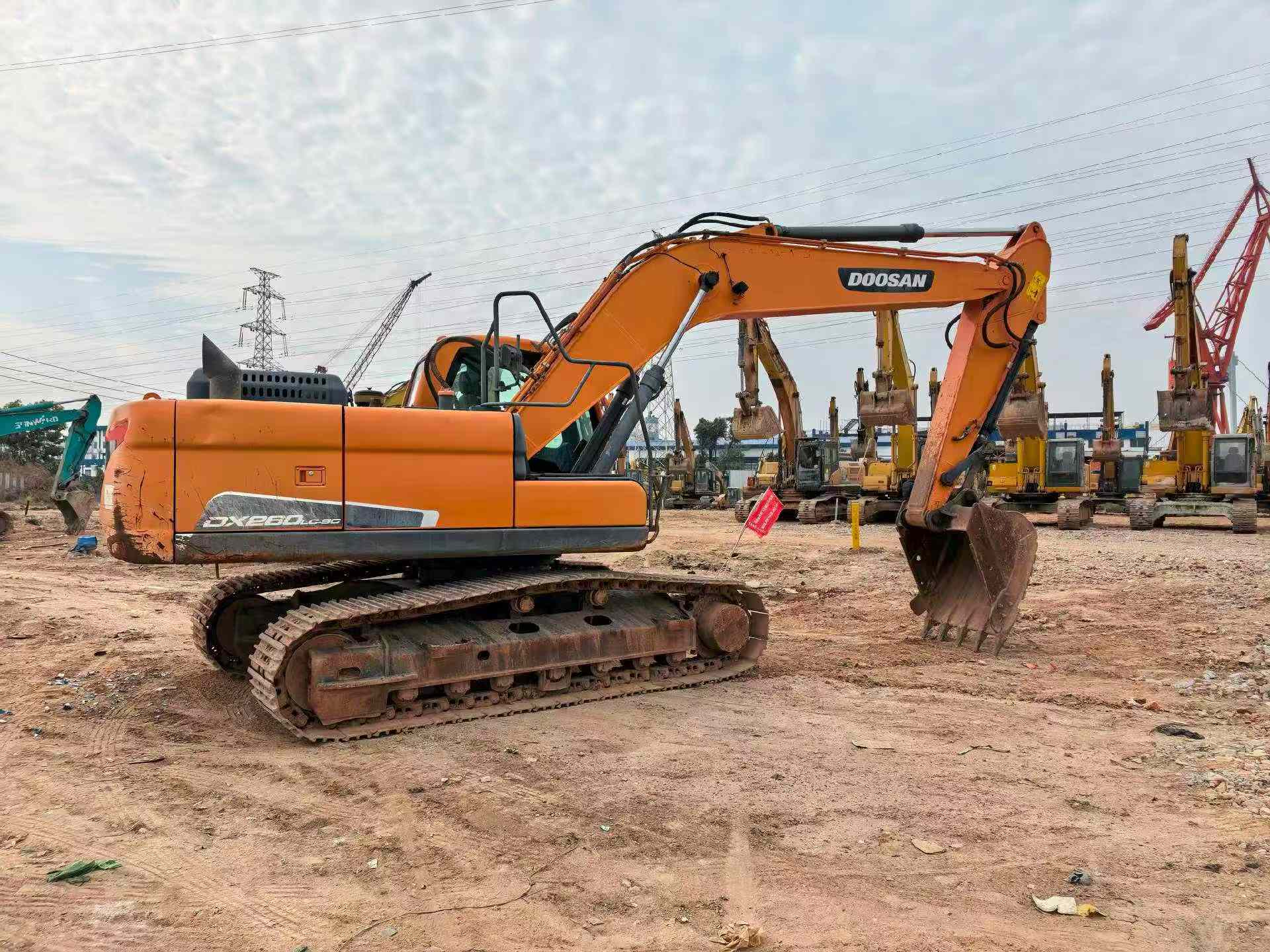Used Doosan DX200-9C Excavator 2021 Model / 3