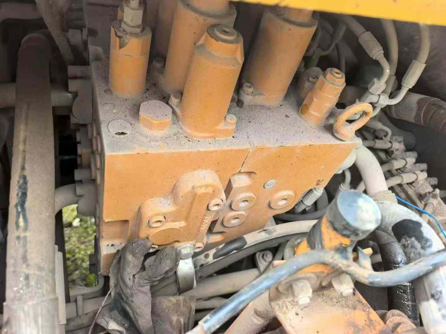 Used Sany SY215C Excavator 2018 Model / 4