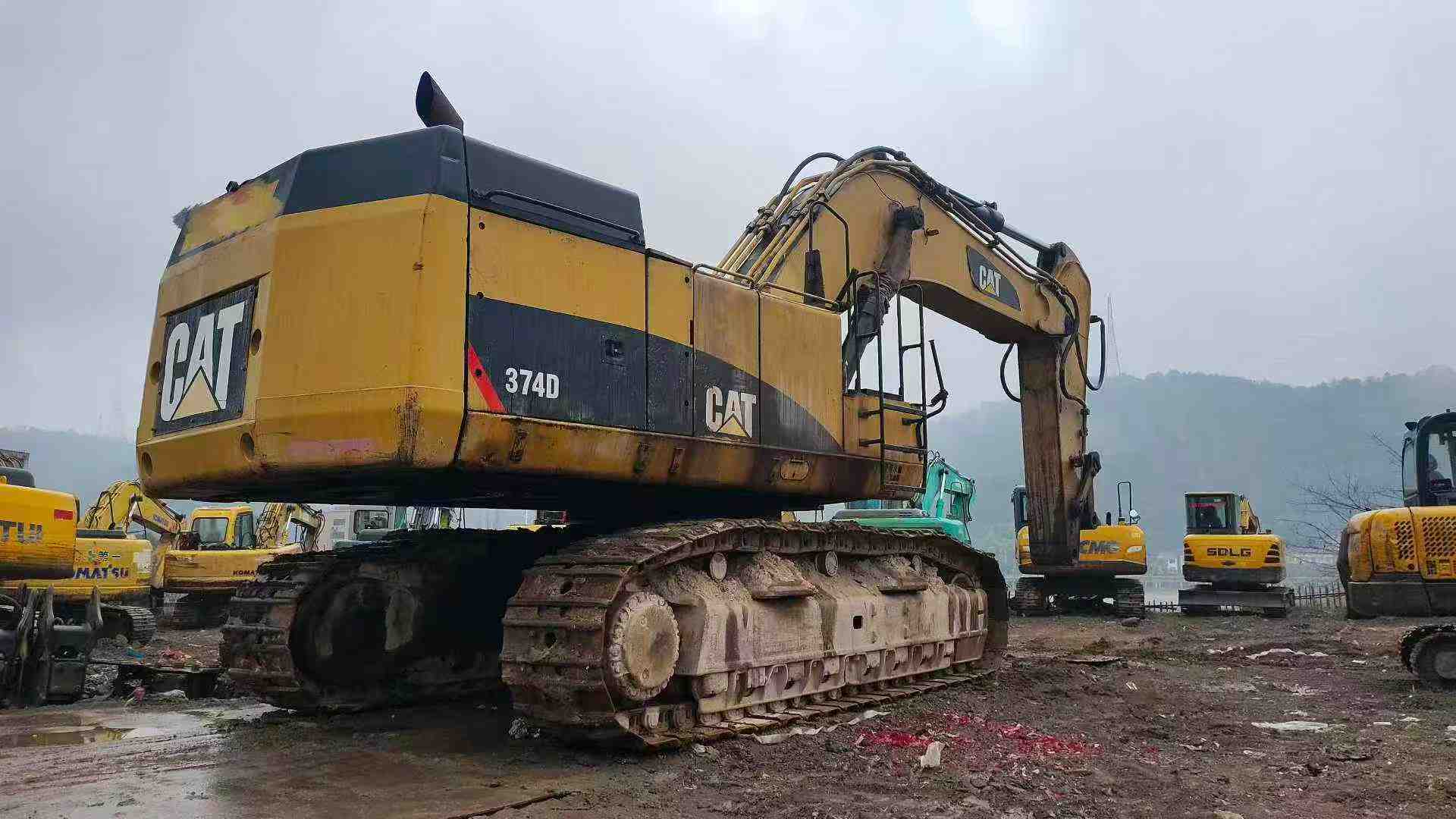 Used Caterpillar 365C Excavator 2016 Model / 2