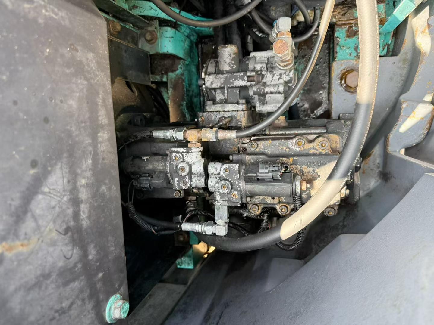 Used Kobelco SK135 Excavator 2016 Model / 7