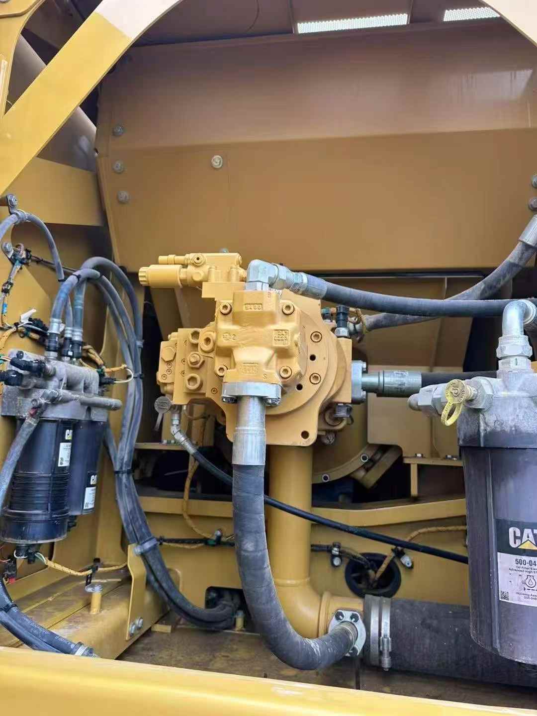 Used Caterpillar 350L Excavator 2021 Model / 5