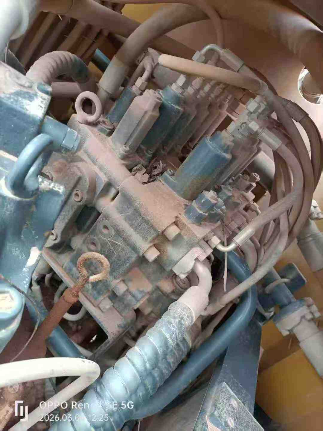 Used XCMG XE200DA Excavator 2020 Model / 3