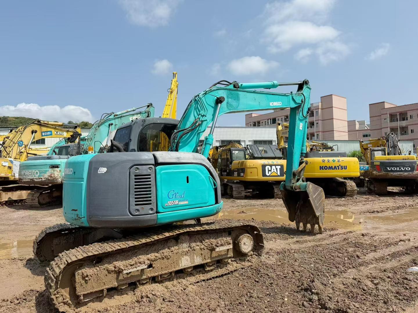 Used Kobelco SK135 Excavator 2016 Model / 9