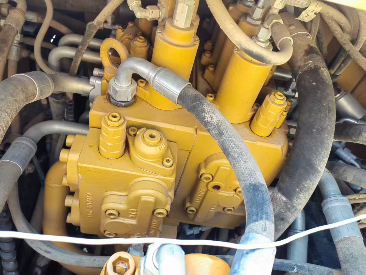 Used Sany SY205C Excavator 2021 Model / 8