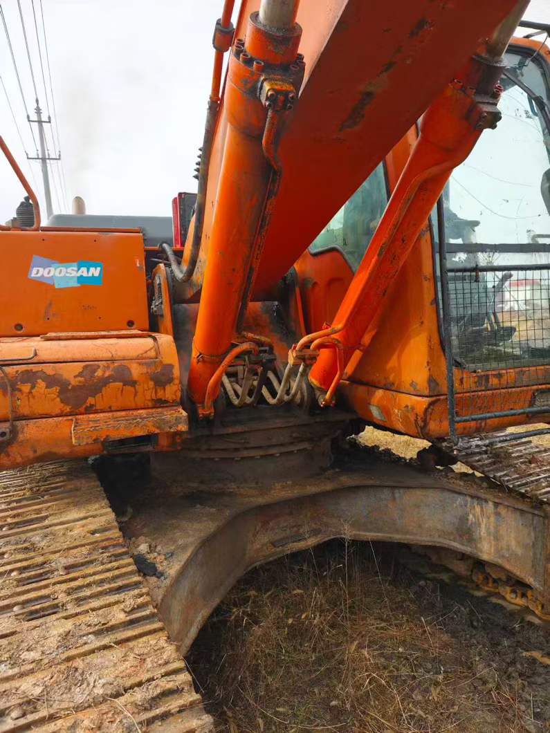 Used Doosan DH225-9 Excavator 2011 Model / 2