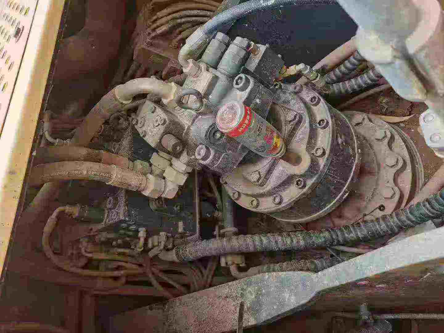 Used XCMG XE200 Excavator 2019 Model / 4