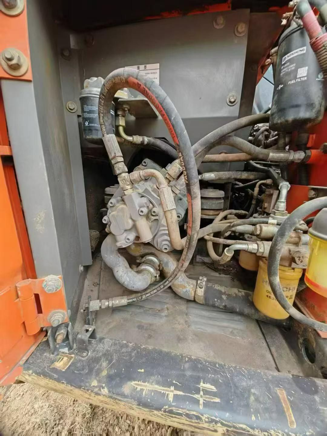 Used Hitachi ZX70-3 Excavator 2016 Model / 4