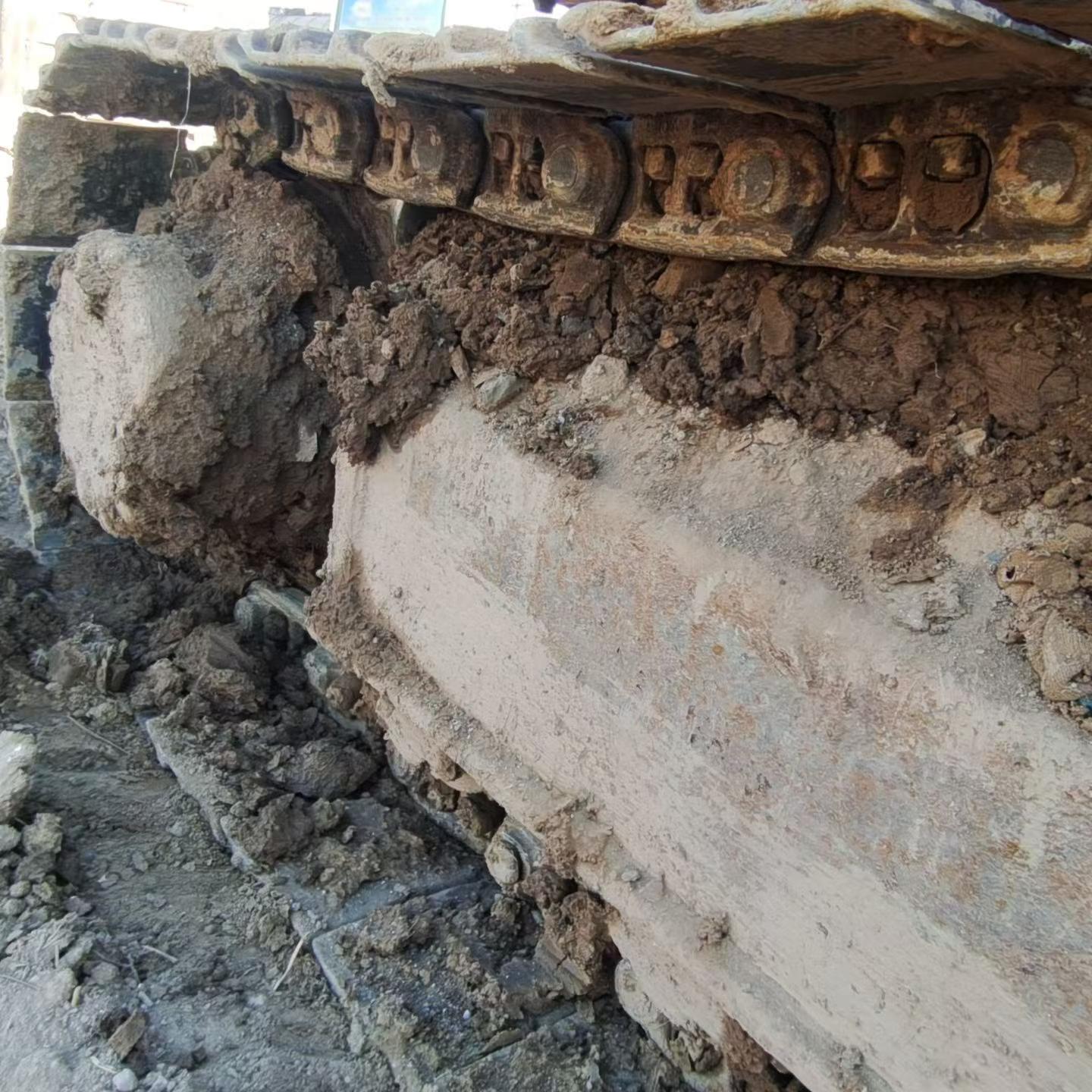 Used Hitachi EX200 Excavator 2006 Model / 4