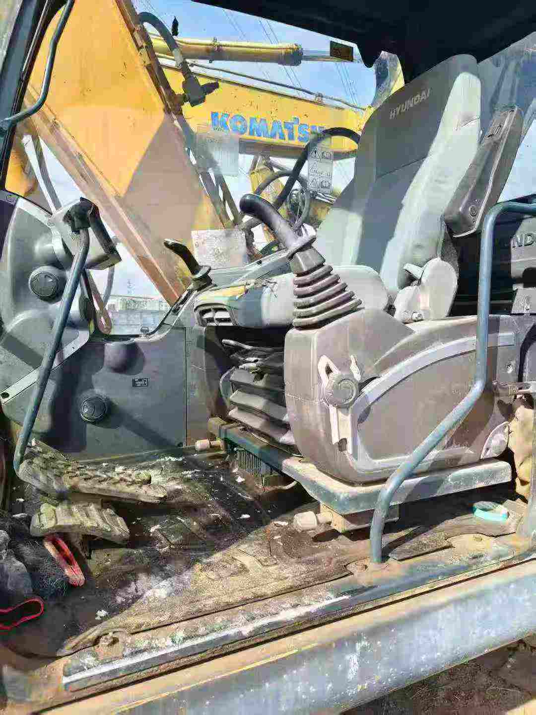 Used Hyundai R150-7 Excavator 2016 Model / 6