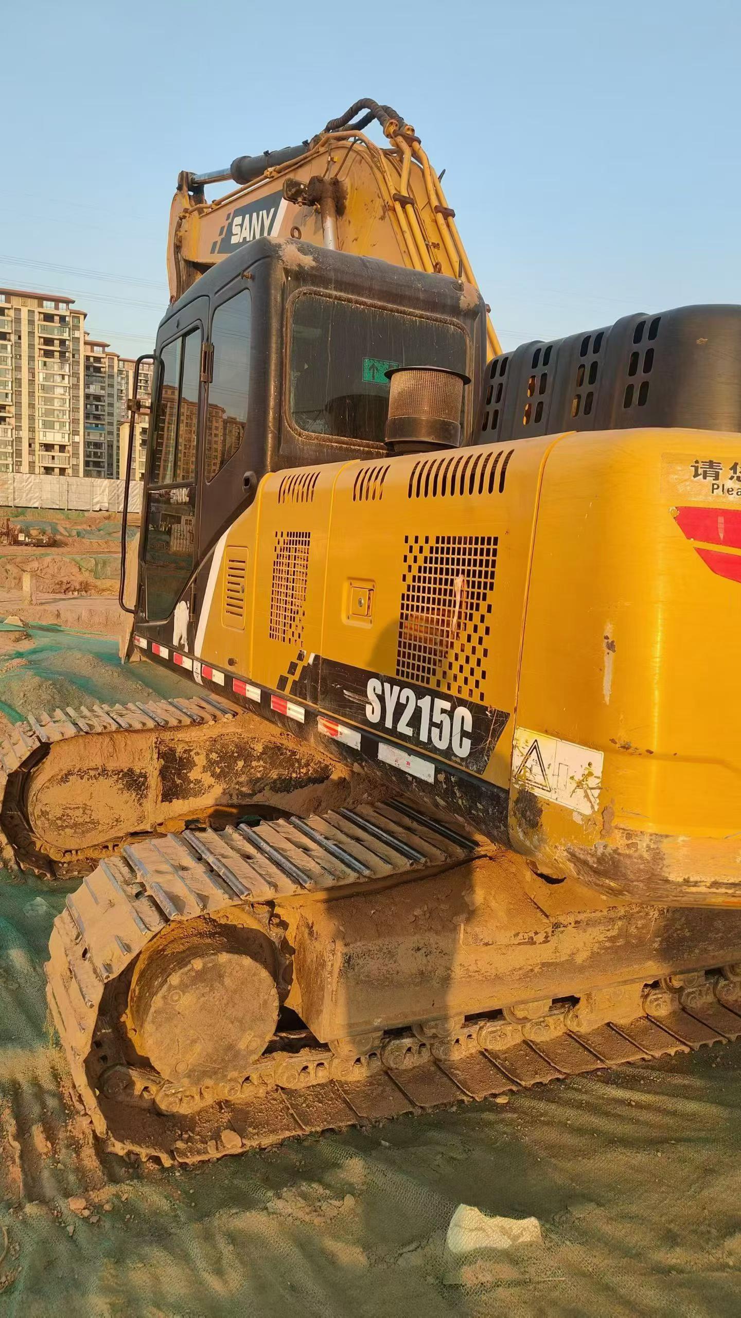 Used Sany SY215C Excavator 2017 Model / 3