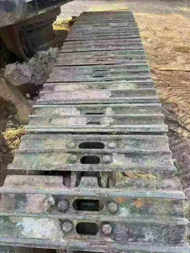 Used Hitachi EX200-3 Excavator 2016 Model / 7