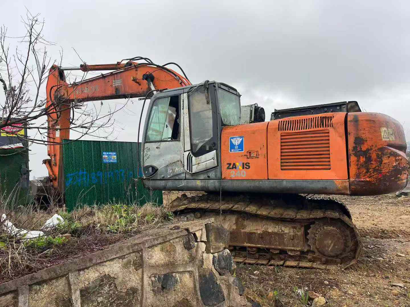 Used Hitachi EX240-3 Excavator 2016 Model / 3