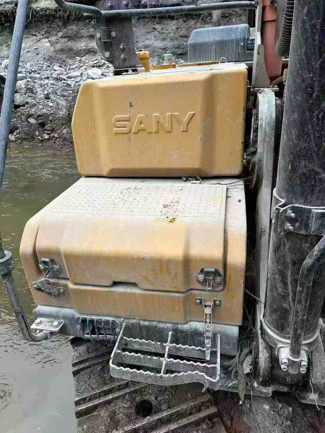 Used Sany SY375H Excavator 2020 Model / 9