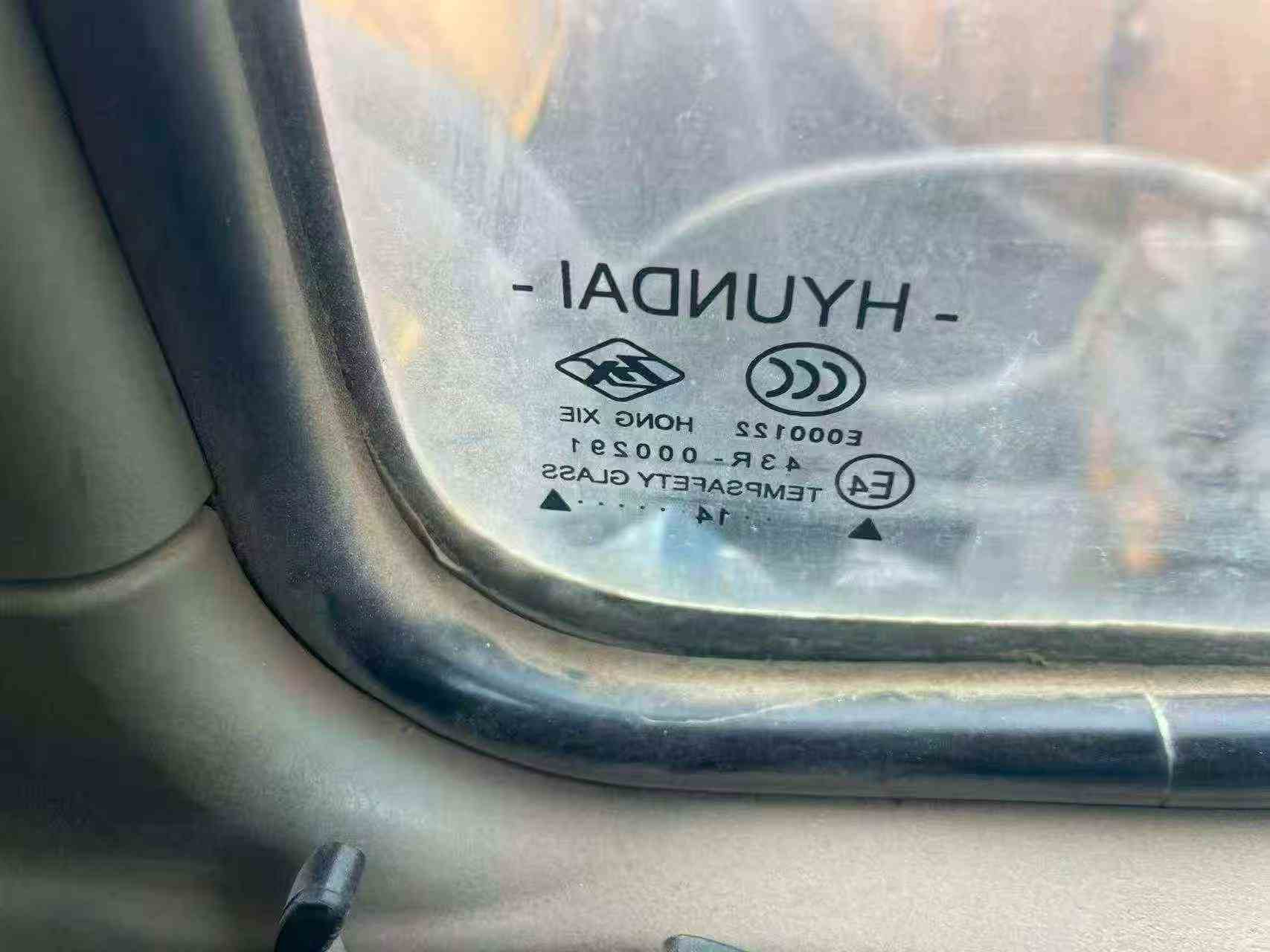 Used Hyundai R215-7 Excavator 2014 Model / 9