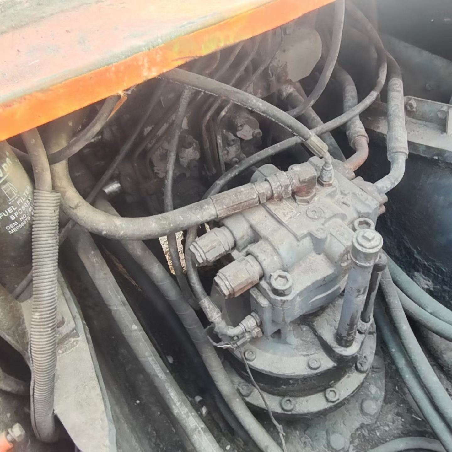 Used Hitachi EX200 Excavator 2006 Model / 9