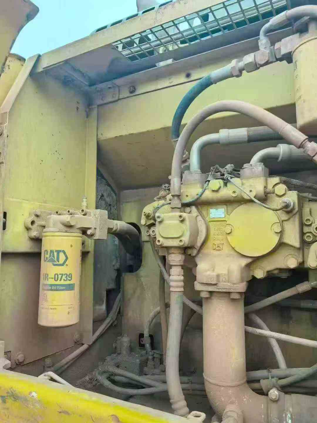 Used Caterpillar 325B Excavator 2016 Model / 6