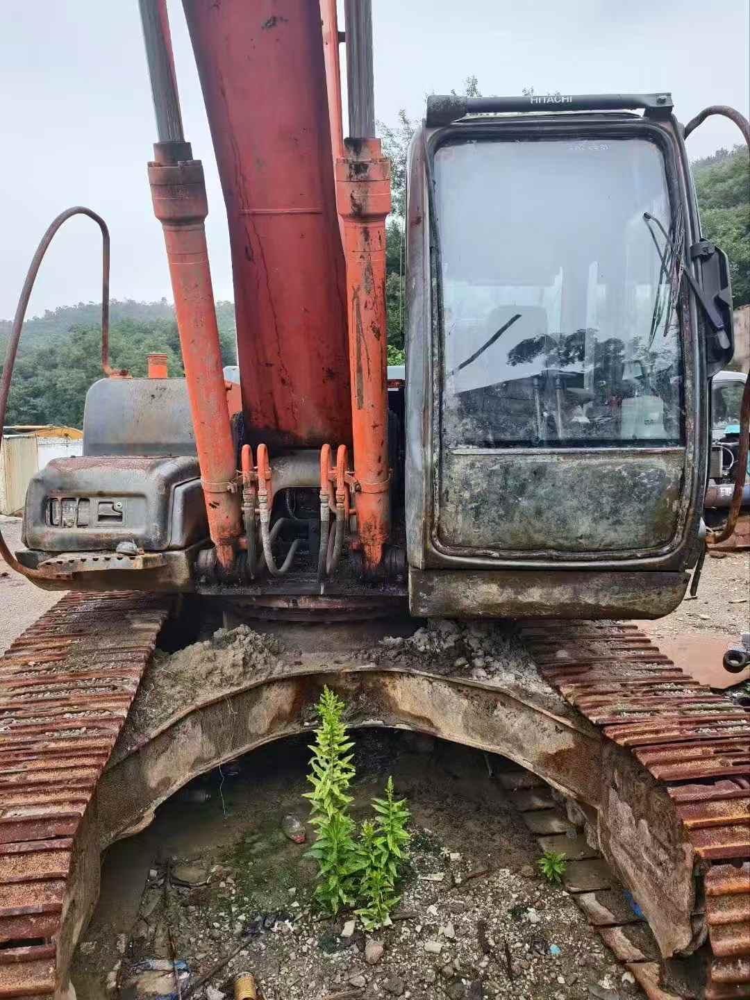 Used Hitachi ZX200-3G Excavator 2016 Model / 2