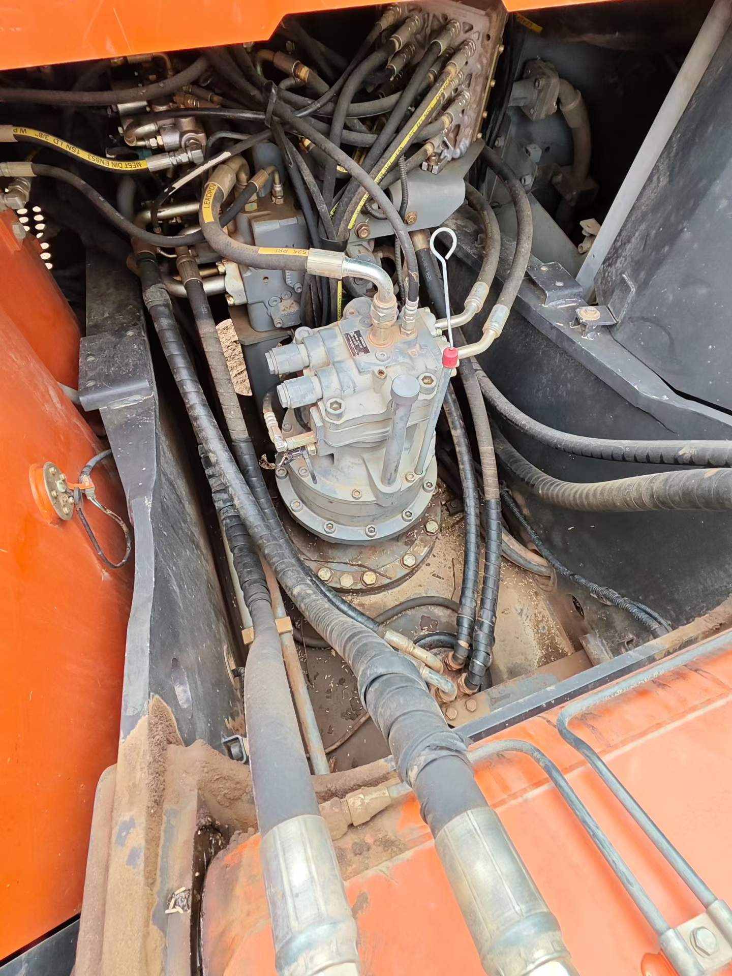 Used Hitachi ZH200-5A Excavator 2020 Model / 6