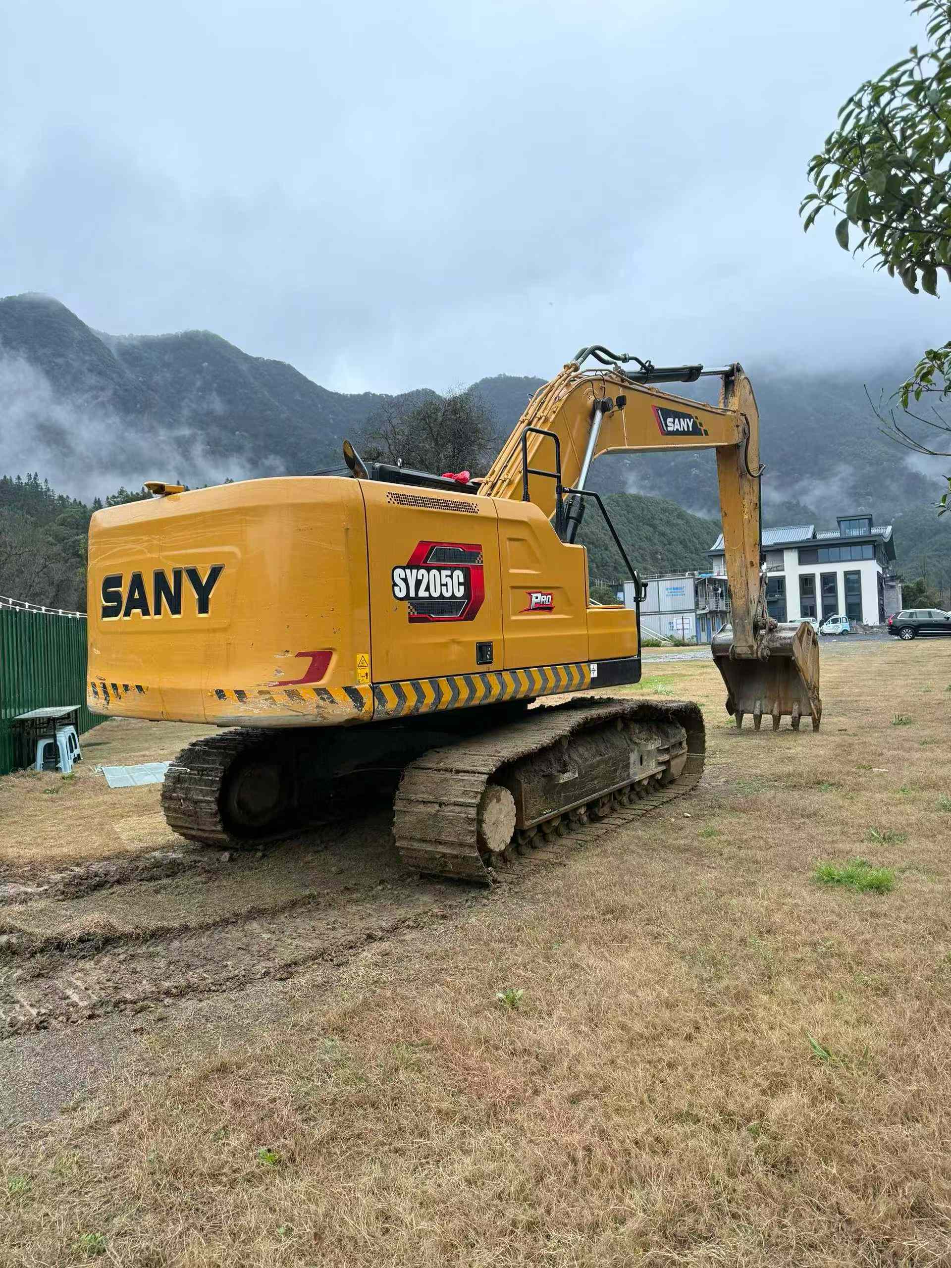 Used Sany SY205C Excavator 2024 Model / 5