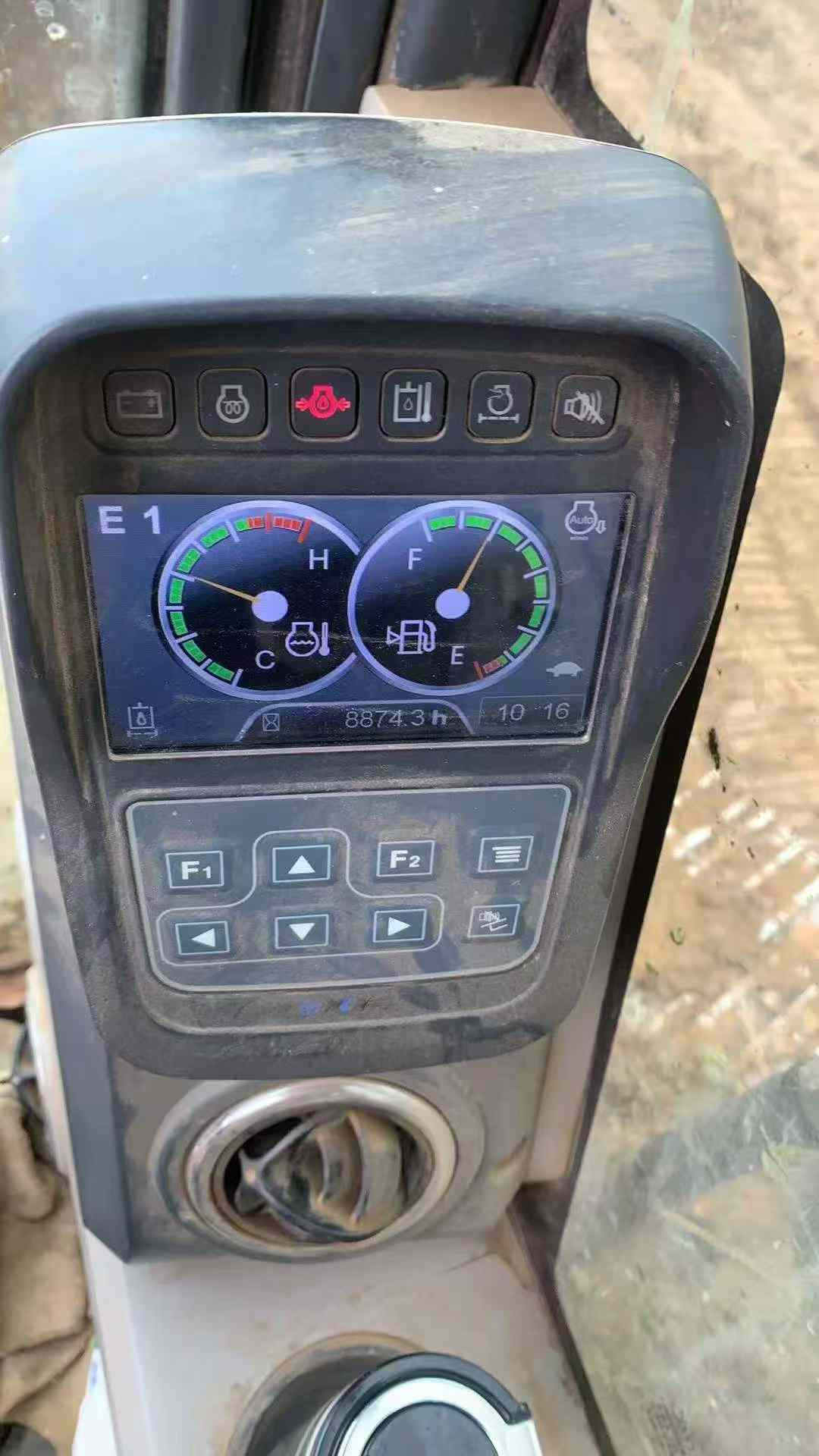 Used XCMG XE75C Excavator 2021 Model / 7