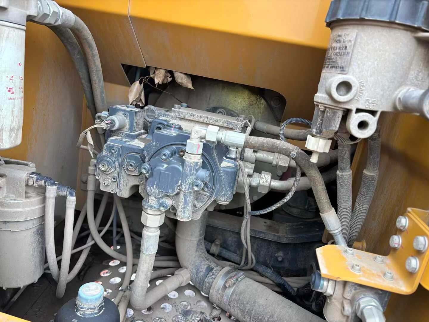 Used XCMG XE135B Excavator 2022 Model / 6