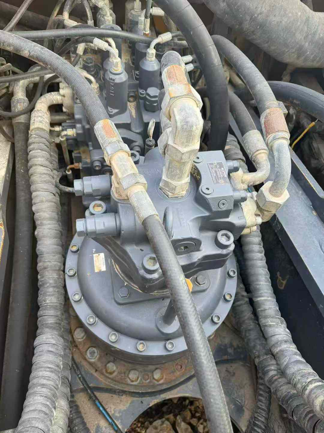 Used XCMG XE490D Excavator 2021 Model / 6