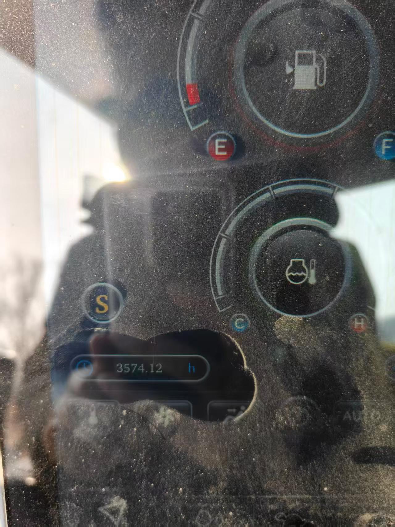 Used Sany SY200C Excavator 2021 Model / 6