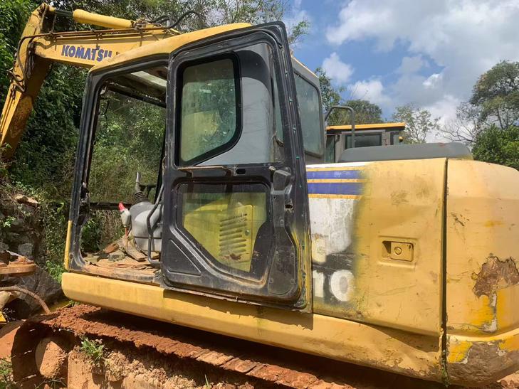 Buy Komatsu PC110-7 Used Excavator / 1