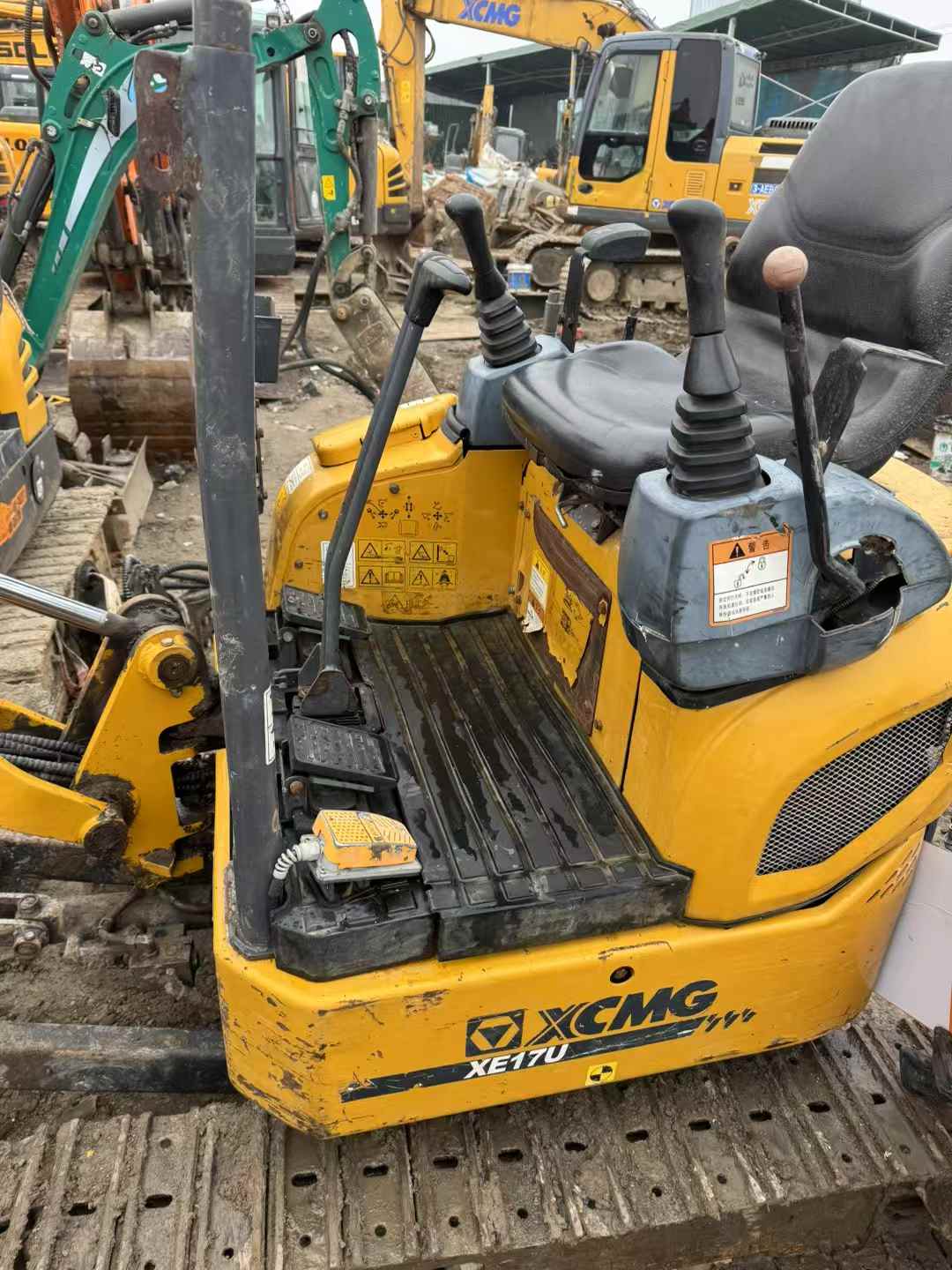 Used XCMG XE17U Excavator 2021 Model / 8