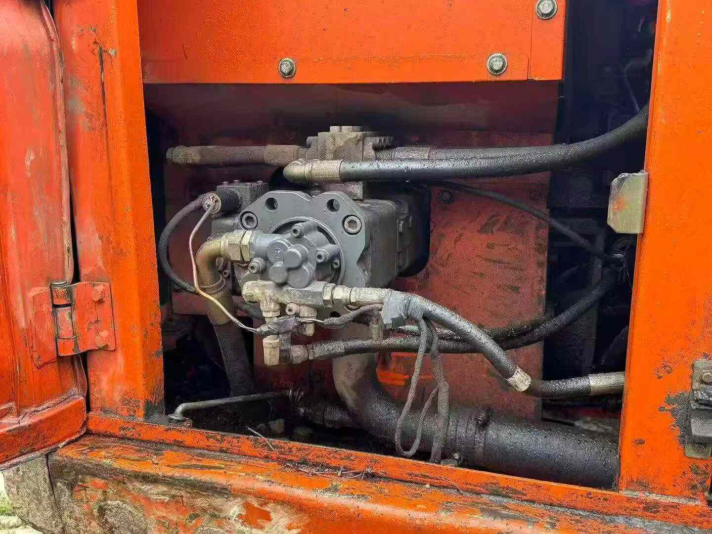 Used Doosan DH150 Excavator 2015 Model / 4