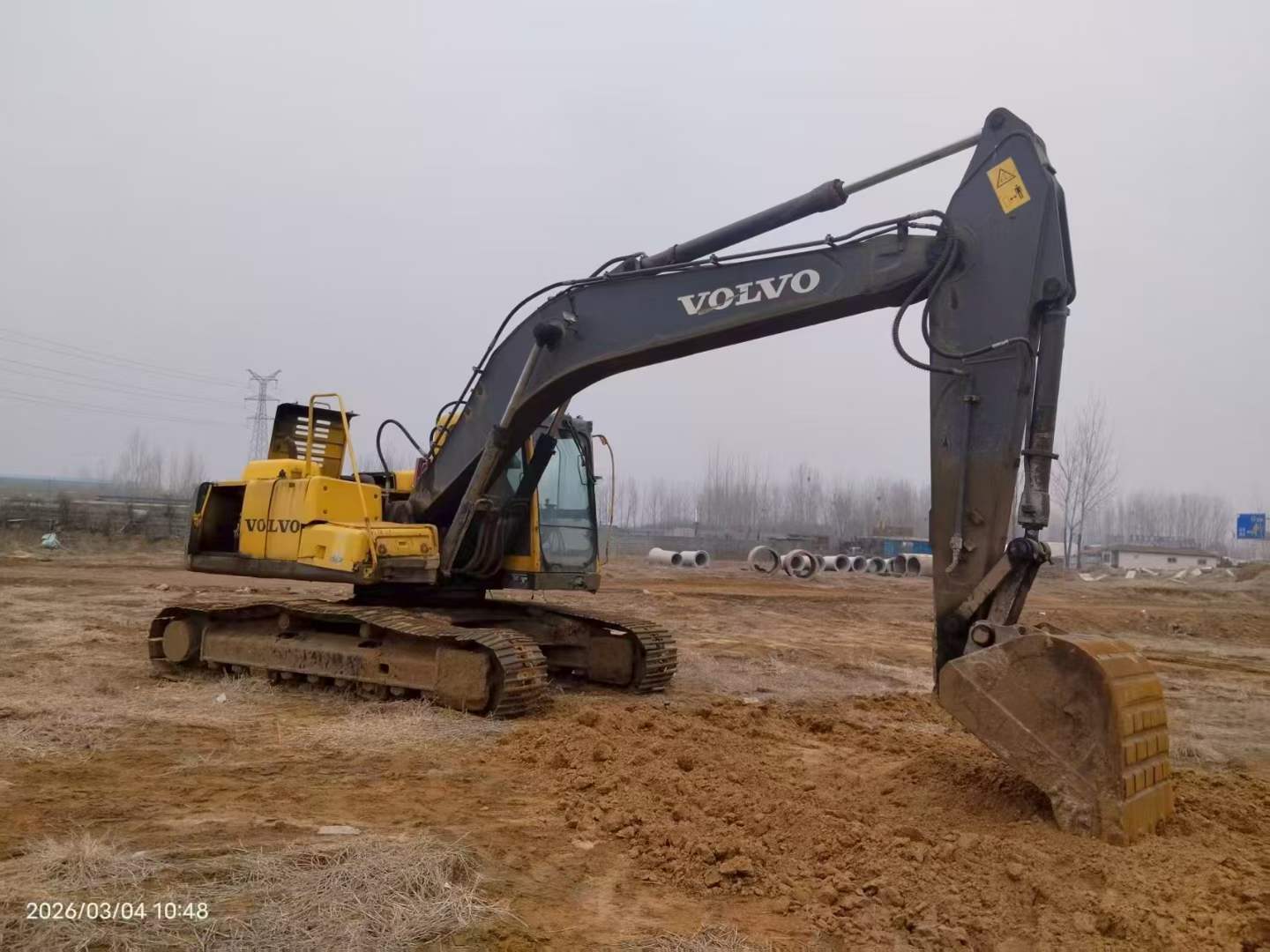 Used Volvo EC210B Excavator 2016 Model / 3