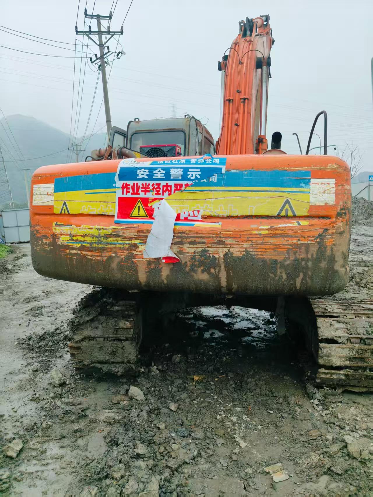 Used Hitachi ZX200-6 Excavator 2016 Model / 5