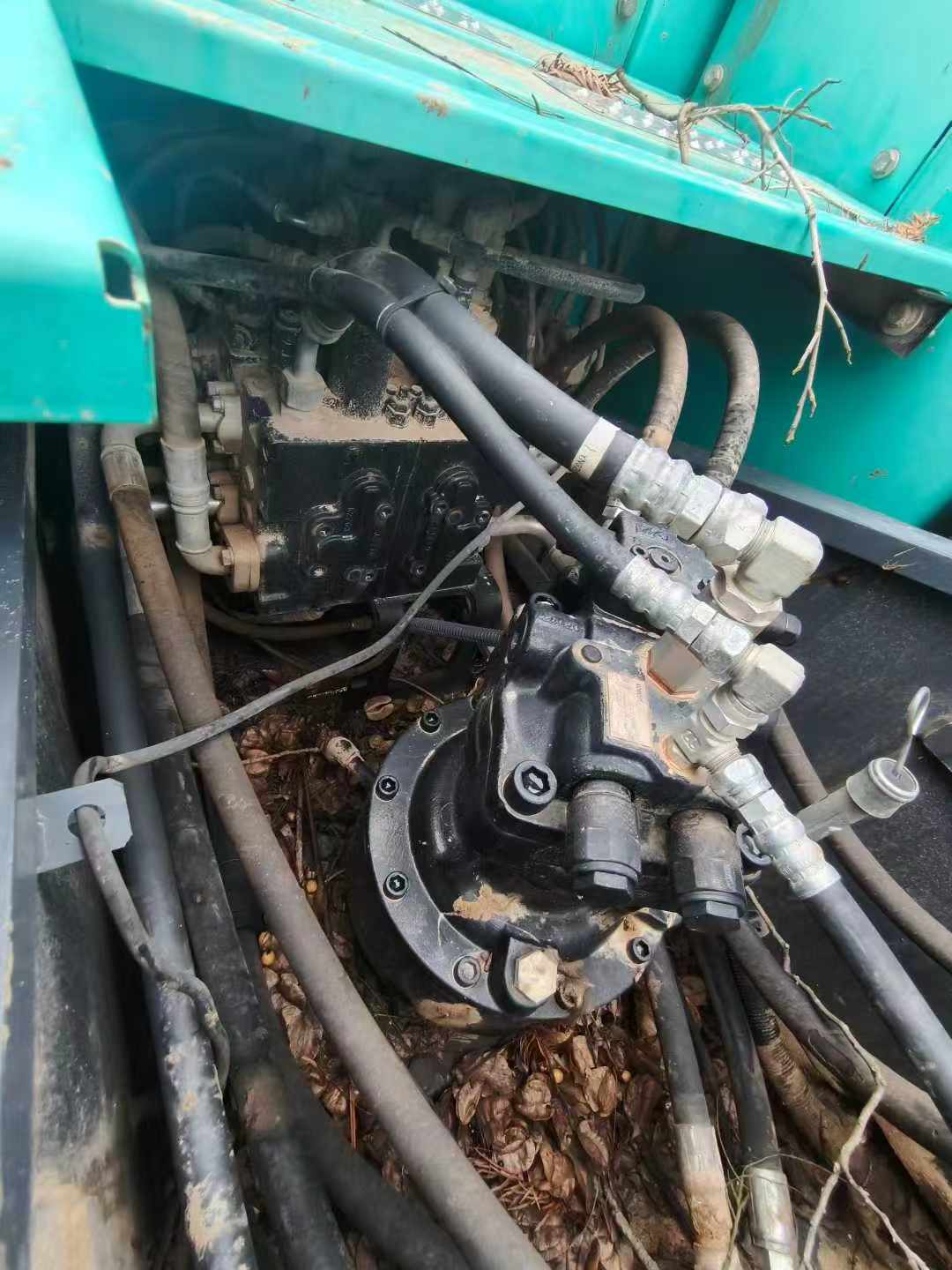 Used Kobelco SK210 Excavator 2018 Model / 4