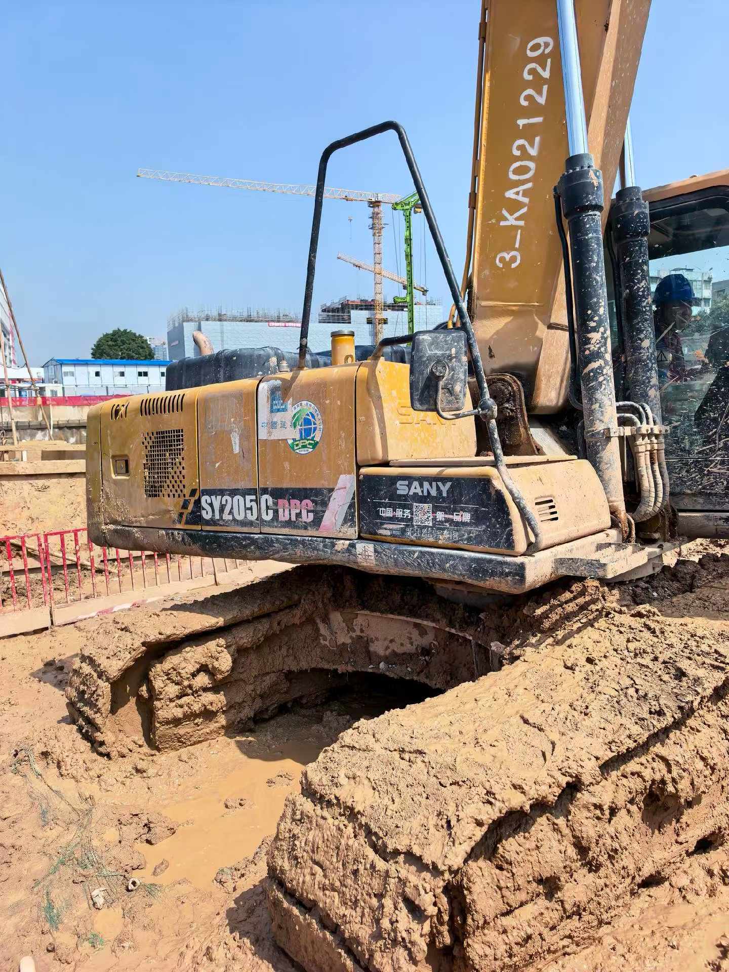 Used Sany SY205C Excavator 2021 Model / 9