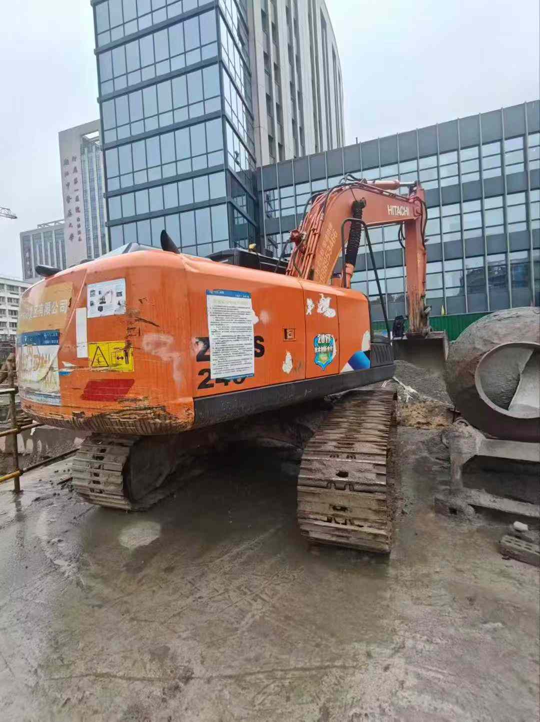 Used Hitachi EX200-5 Excavator 2021 Model / 2