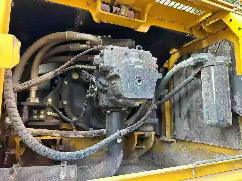 Used Komatsu PC360-7 Excavator 2014 Model / 9