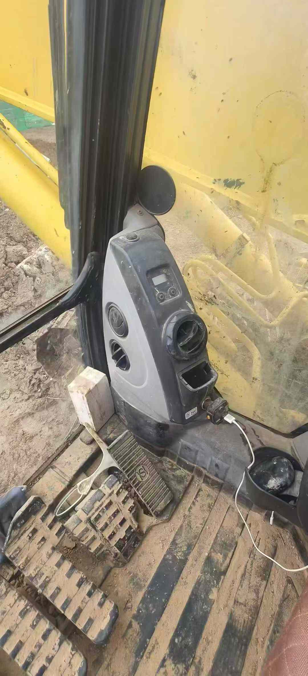 Used Sumitomo SH240-3 Excavator 2016 Model / 7