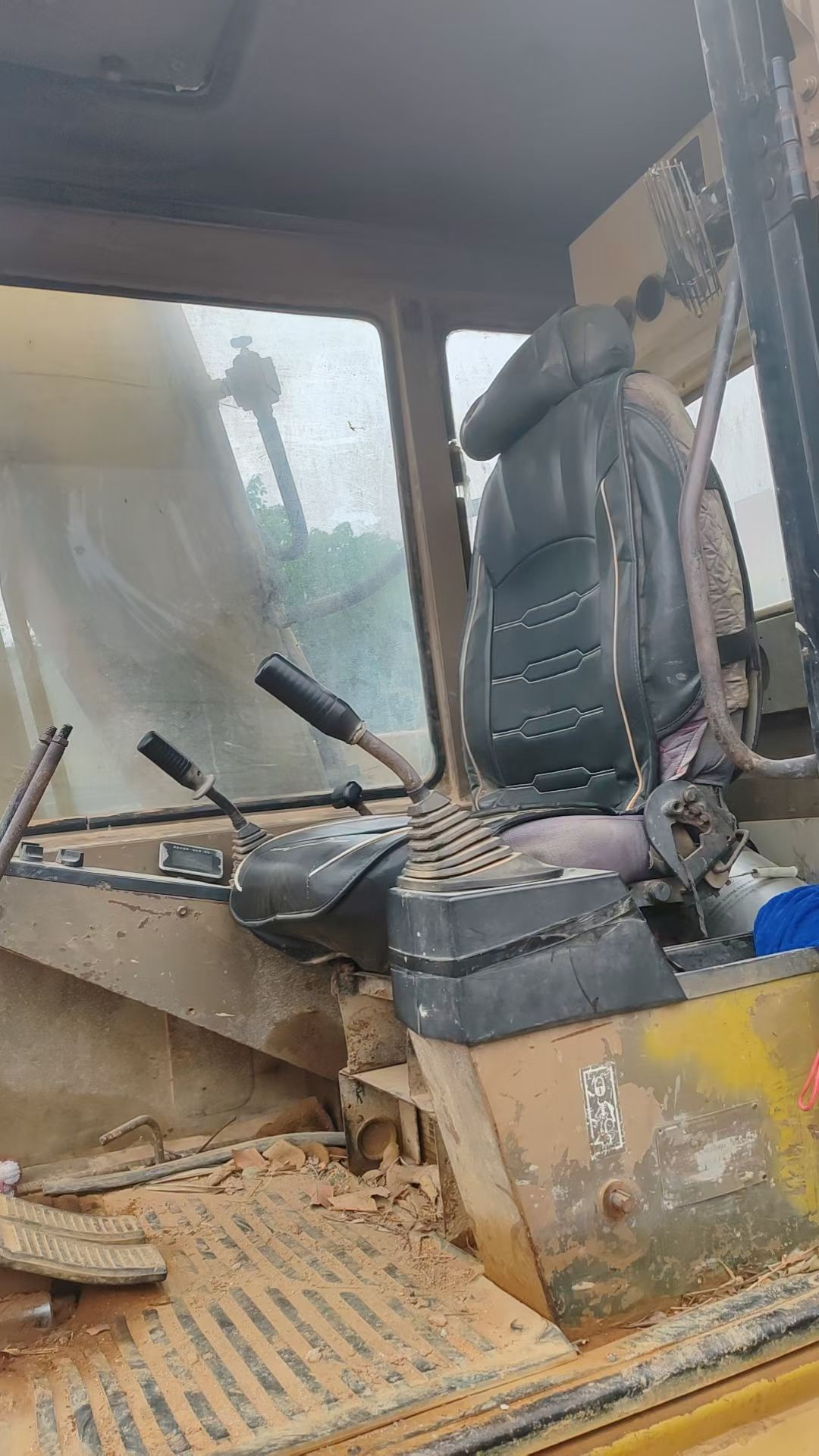 Used Caterpillar E120B Excavator 2016 Model / 6