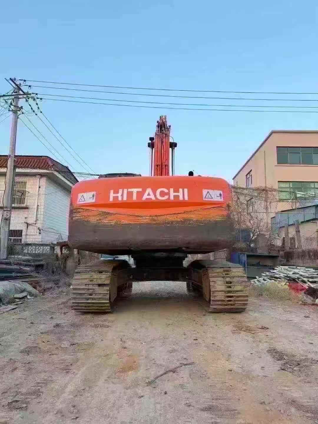 Used Hitachi EX200-3 Excavator 2011 Model / 4
