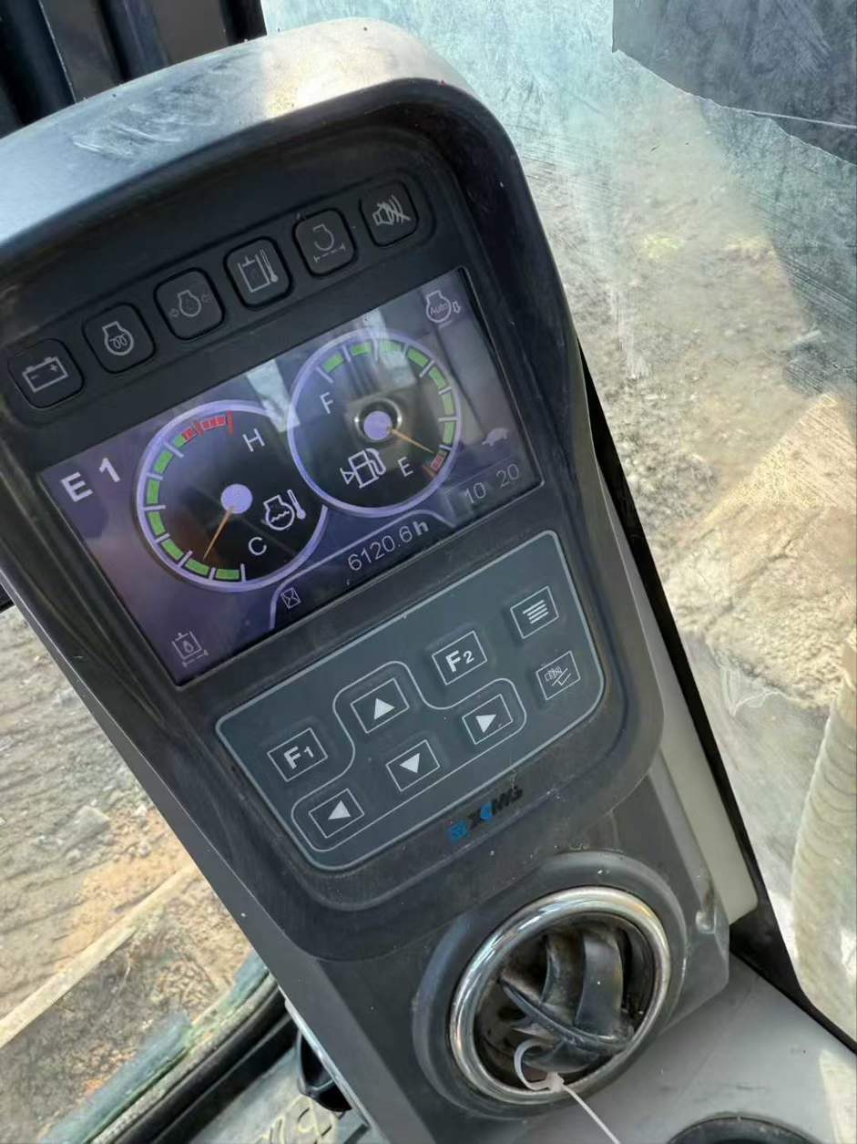 Used XCMG XE75DA Excavator 2020 Model / 5