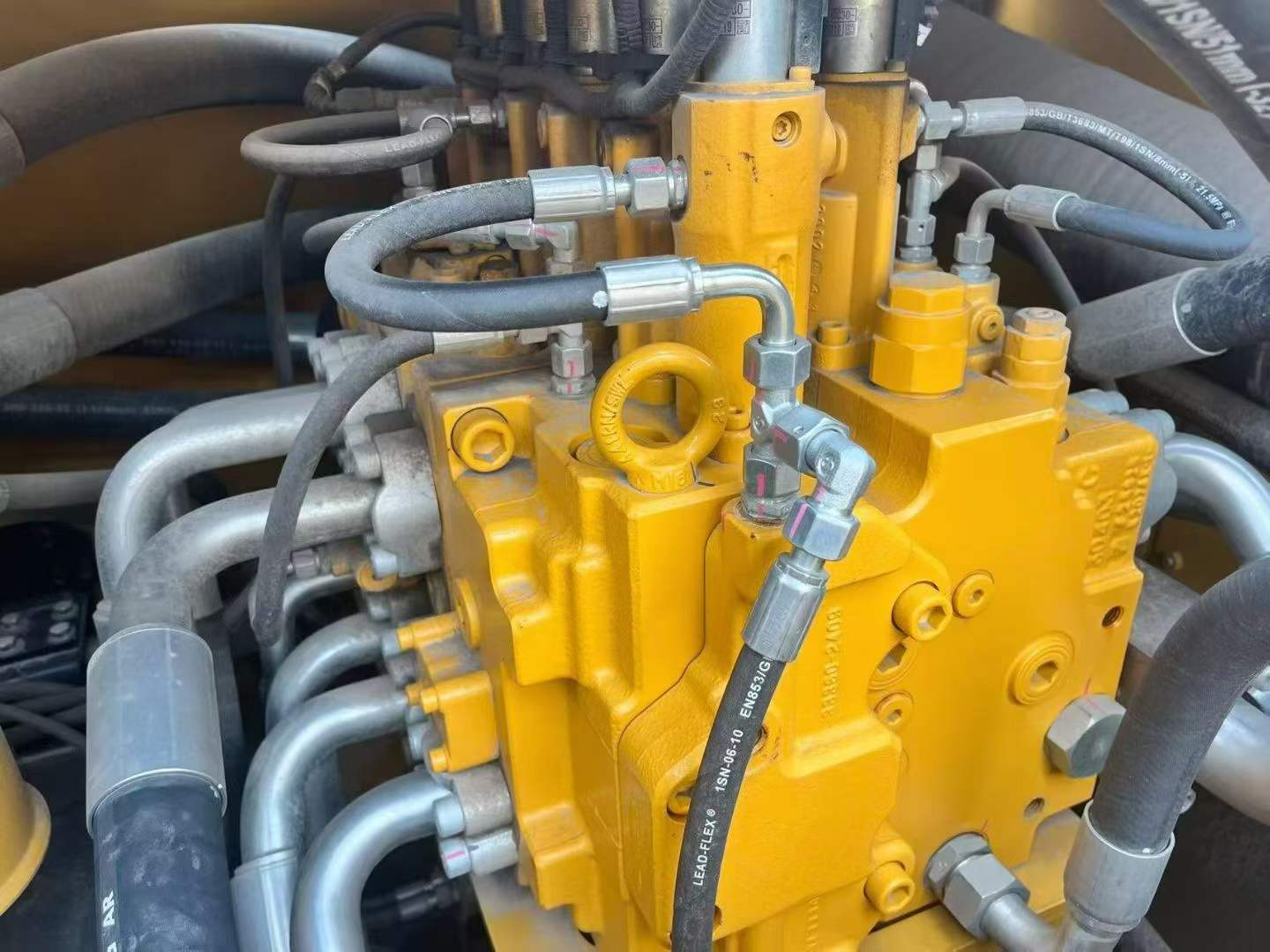 Used Sany SY550H Excavator 2016 Model / 5