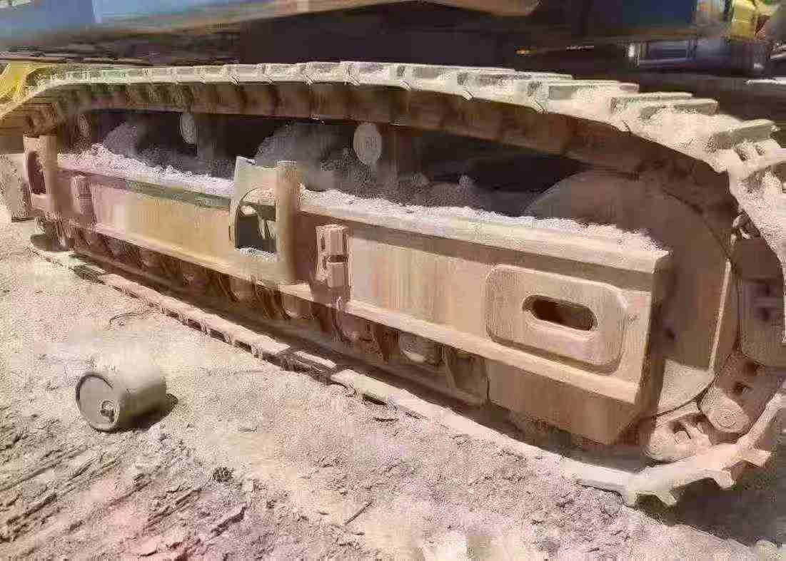 Used XCMG XE900C Excavator 2020 Model / 4