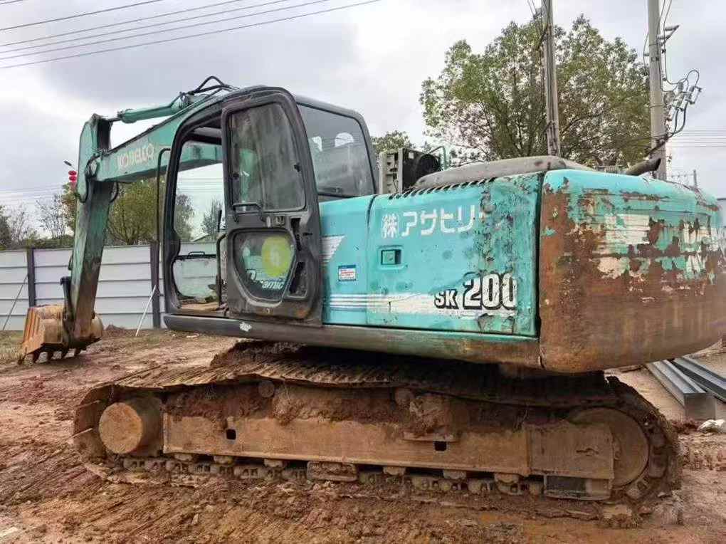 Used Kobelco SK200-10 Excavator 2016 Model / 2