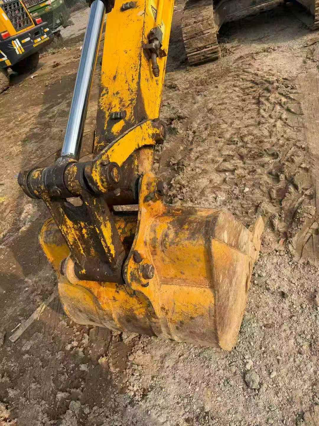 Used XCMG XE80 Excavator 2013 Model / 8