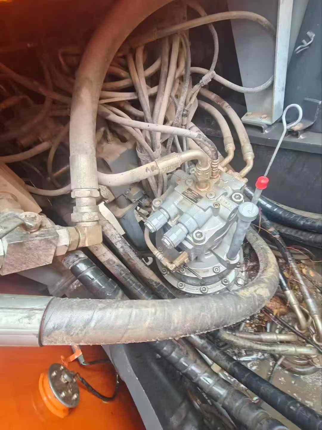 Used Hitachi EX200-5 Excavator 2021 Model / 8